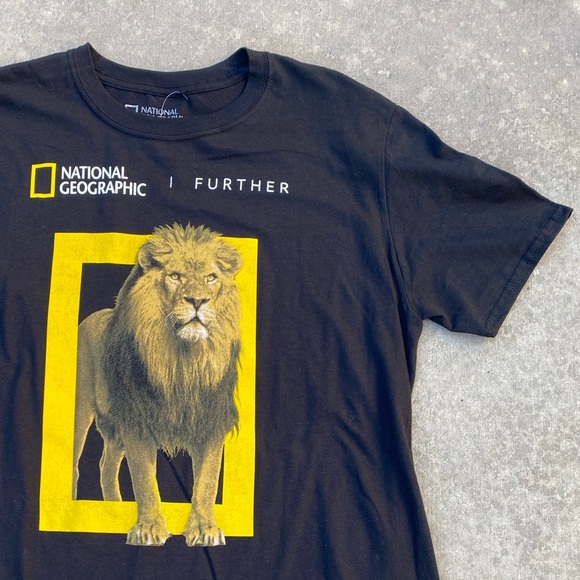 National Geographic Tee - Picture 1 of 2